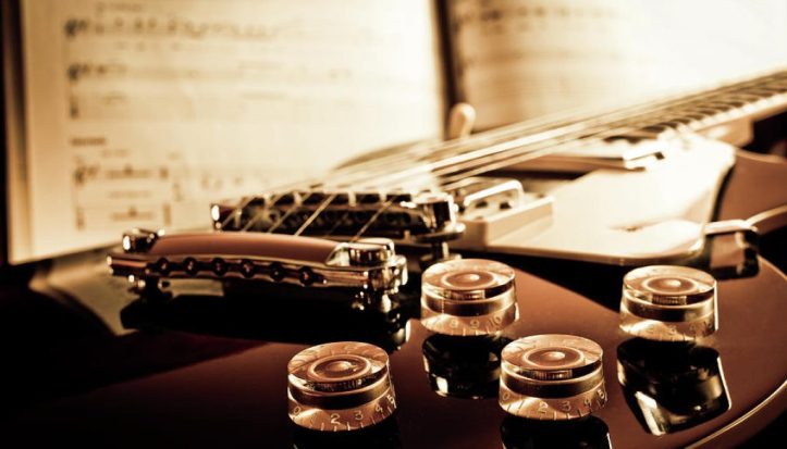 23classic-guitar-still-life-with-notes-a-driempixel-photo-1024x585